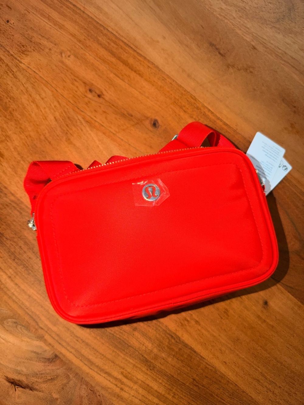 Lululemon Crossbody Camera Bag, NWT ($84)!